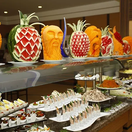 Cenger Resort 5*