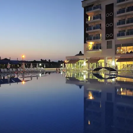 Cenger Semesteranläggning (resort) 5*